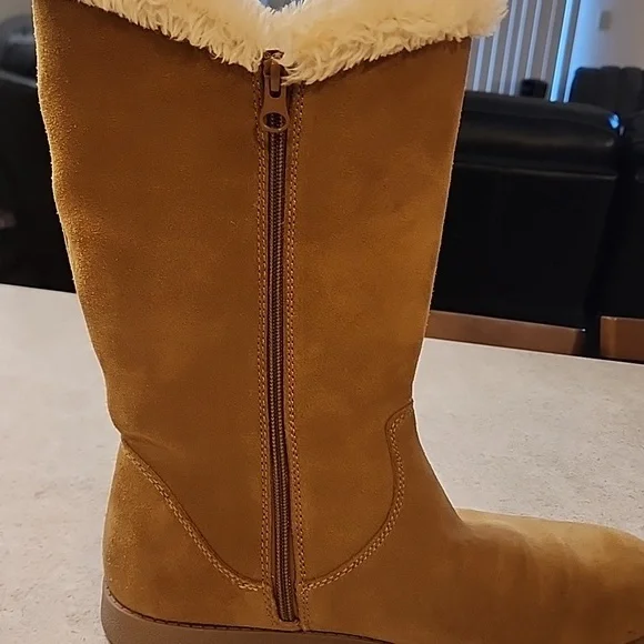 Womens Universal Thread Charleigh Tall Shearling Style Boots - Picture 6 of 9